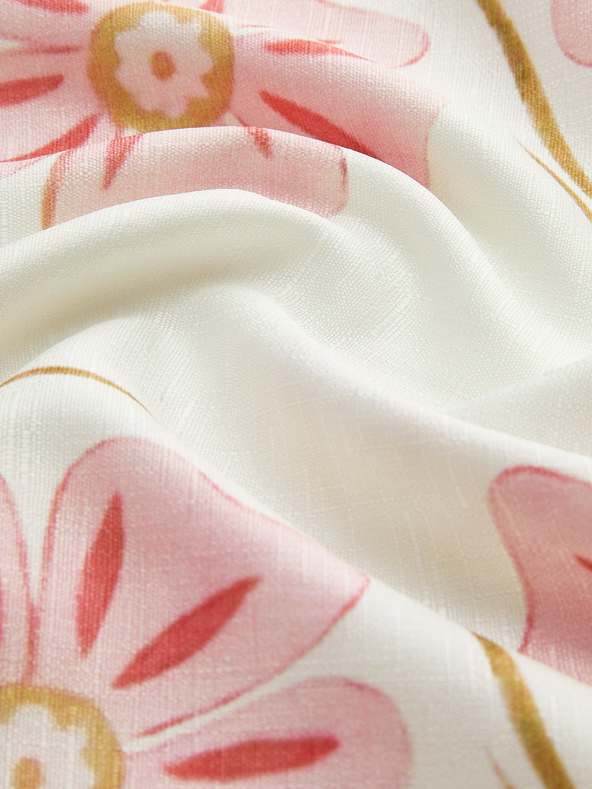 Sommerkleid mit floraler Stickerei – Femininer Boho-Chic