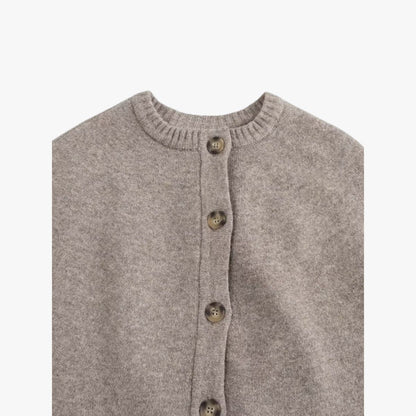 Chloë | Strick-Cape mit Knöpfen und Gestuftem Saum