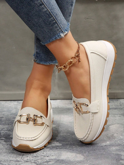 Bequeme Damen-Loafers mit elegantem Metallakzent