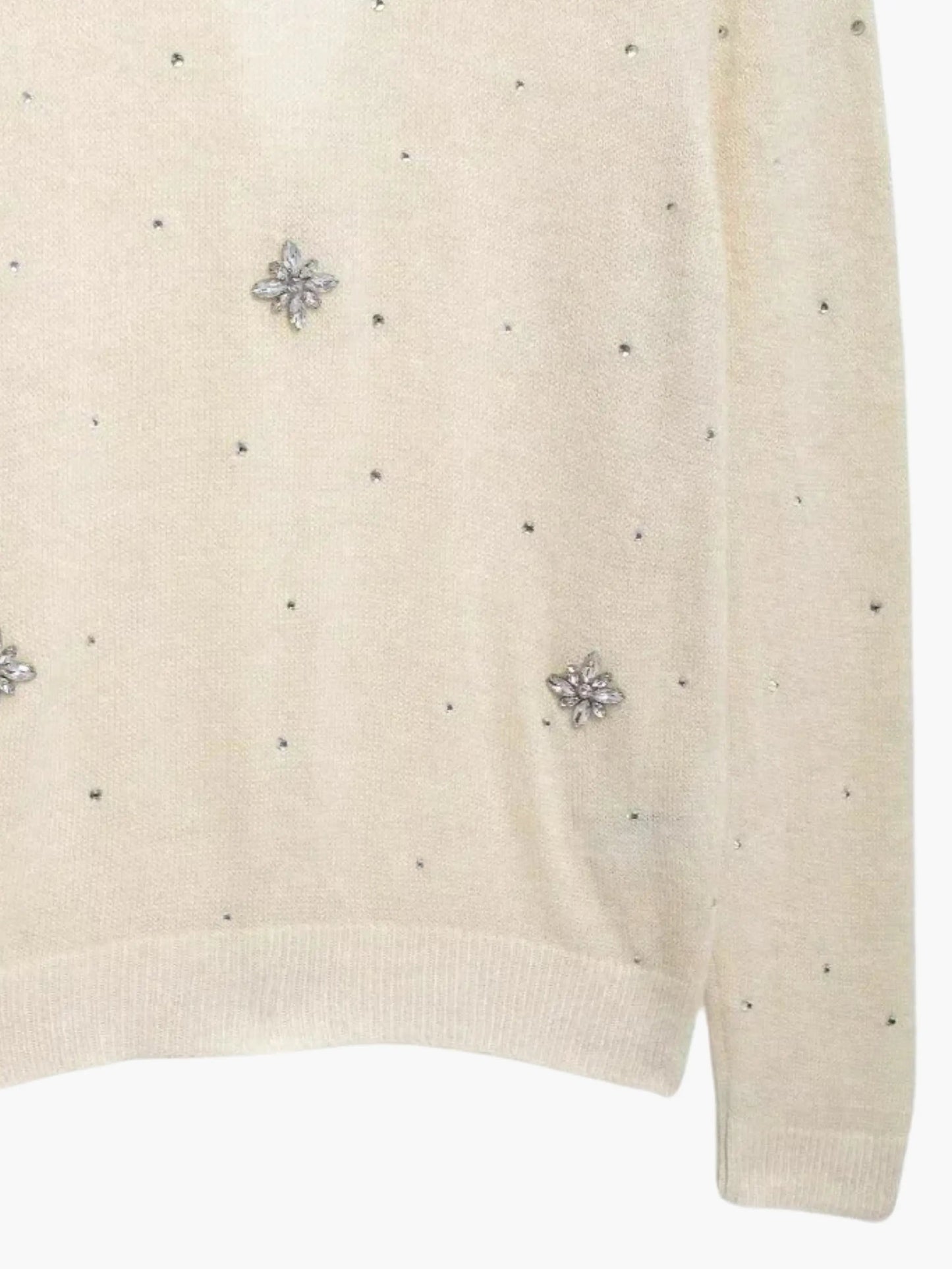 Nadine | Verschönerte Strickjacke mit Knopfleiste