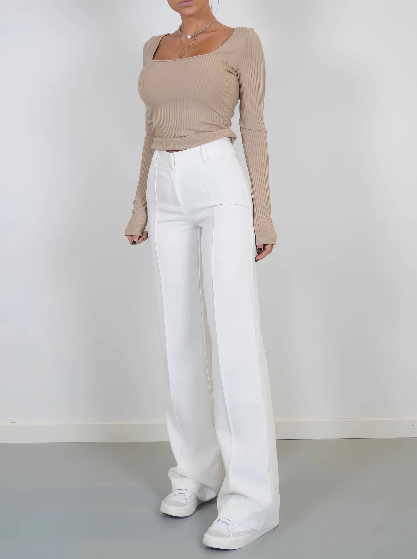 Carina | High-Waisted Chic Hosen