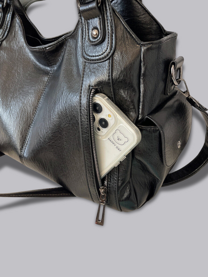 City-Handtasche mit Crossbody-Option und praktischen Fächern