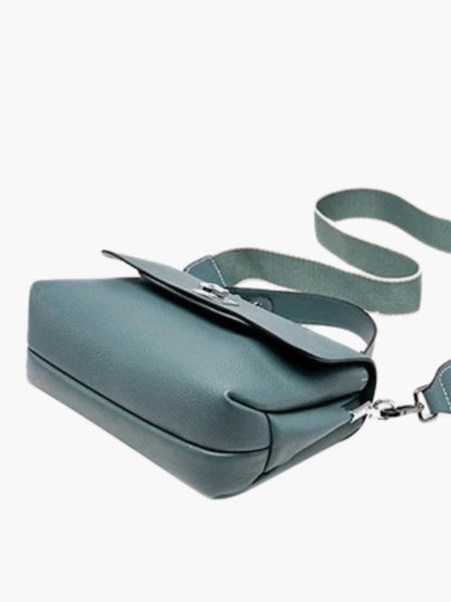 Carola | Strukturierte Umhängetasche mit verstellbarem Riemen