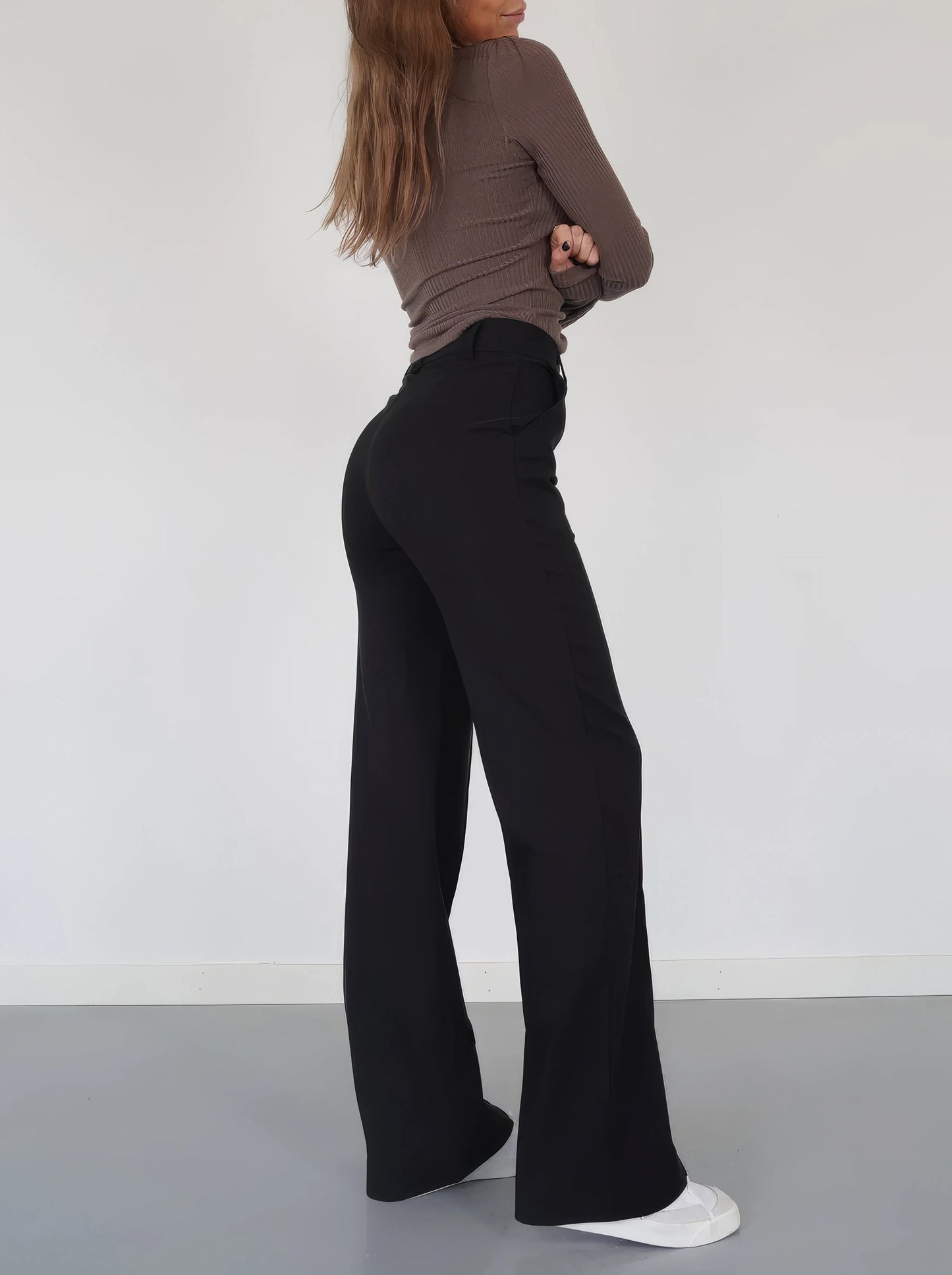 Carina | High-Waisted Chic Hosen