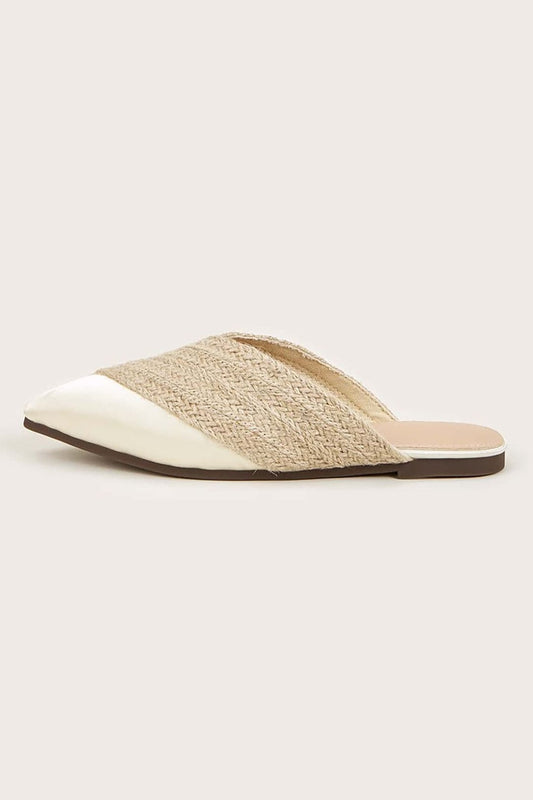 Trendige Espadrille-Mules mit Spitze