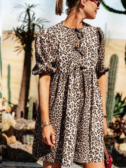 Chiara | Damen Leopard Kleid mit Kurzes Puffärmeln