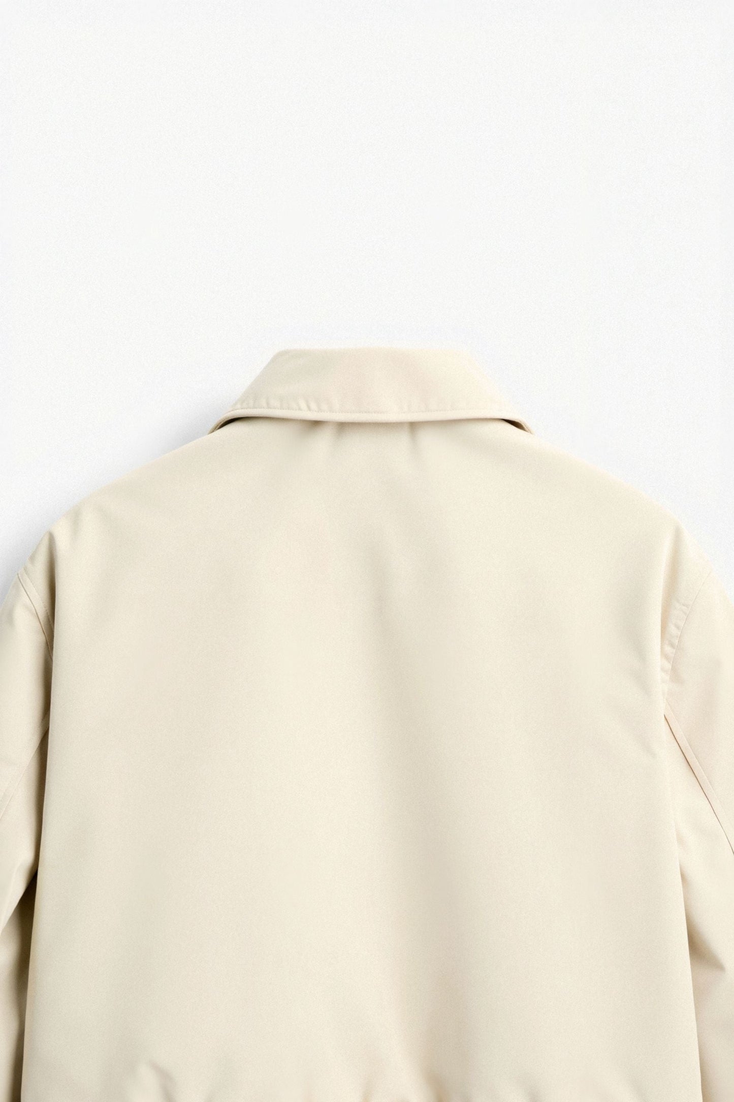 Minimalistische Bomberjacke – Eleganz trifft auf Komfort