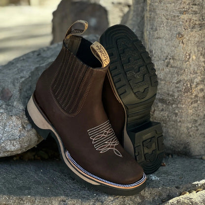 Clara | VIELSEITIGE COWBOYSTIEFEL FÜR MÄNNER UND FRAUEN