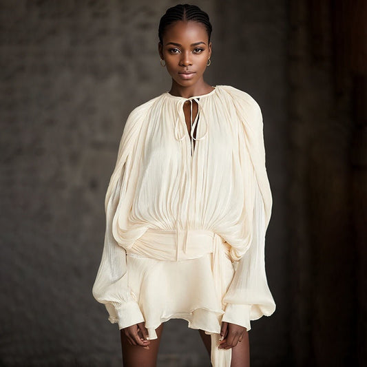 Plissiertes Minikleid mit langen Ärmeln und Bindekragen für Damen