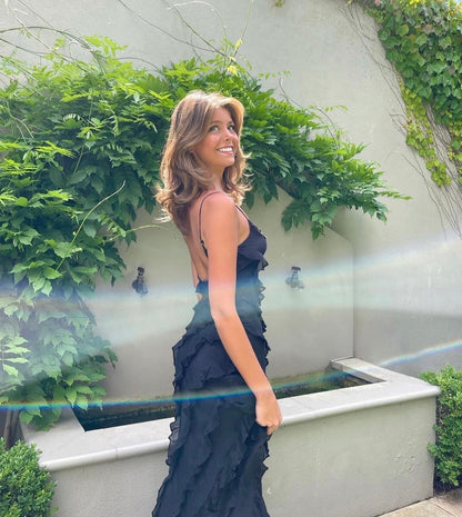 Maxikleid mit Rüschen – Figurbetontes Abendkleid mit Spaghettiträgern