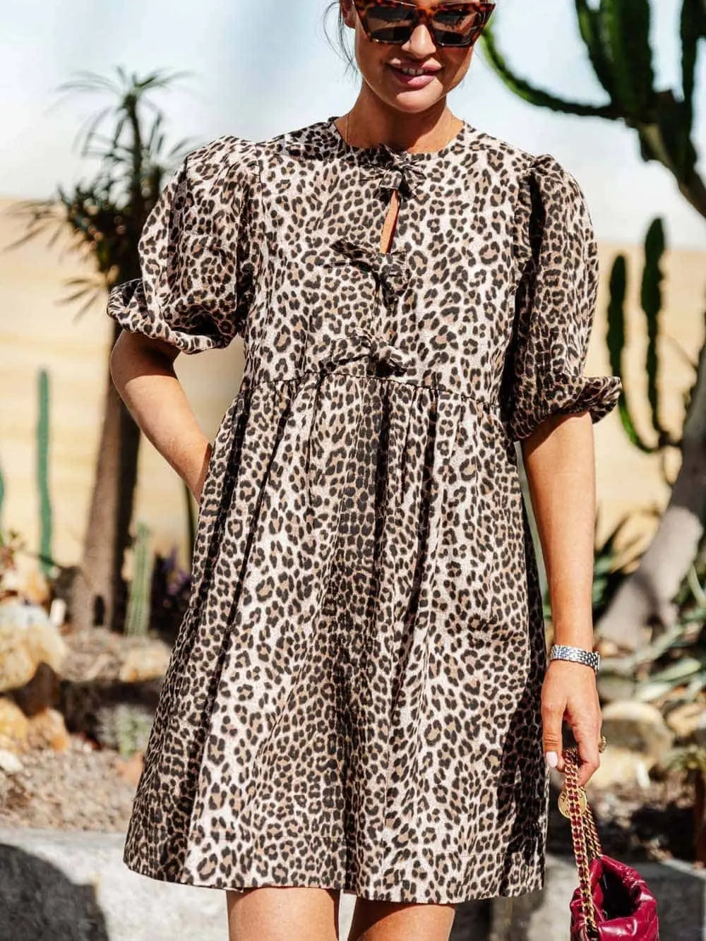 Chiara | Damen Leopard Kleid mit Kurzes Puffärmeln