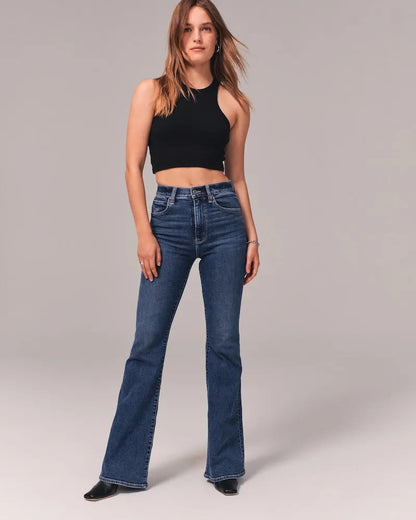 High-Waist Schlagjeans mit Retro-Flair und zeitlosem Schnitt