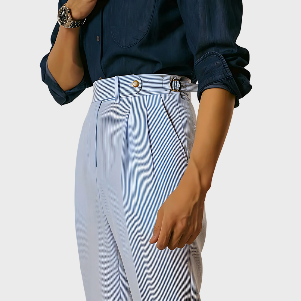 Yann | Taillenhohe Nadelstreifenhose mit Gürtel