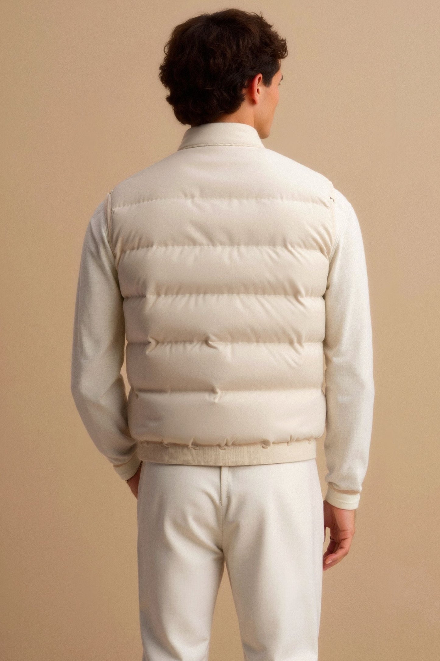 Minimalistische Steppweste | Leichte Wärme mit Stil