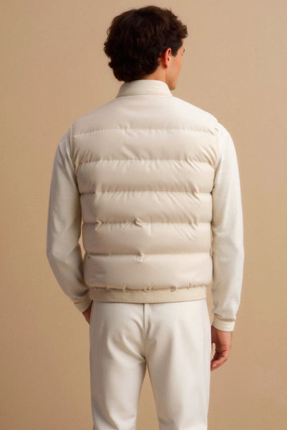 Minimalistische Steppweste | Leichte Wärme mit Stil