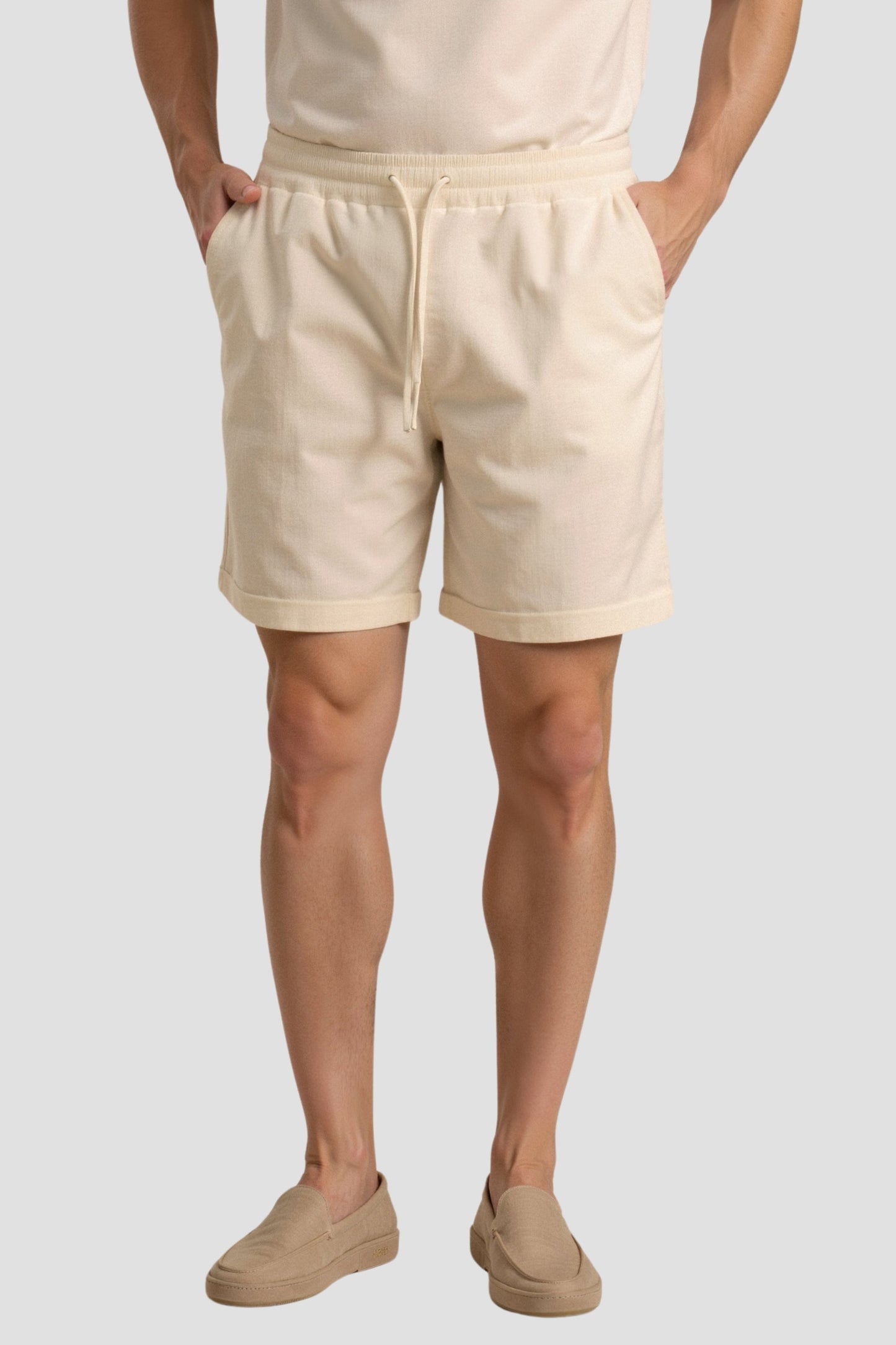 Herren-Shorts in Beige mit Kordelzug – Minimalistischer Komfort