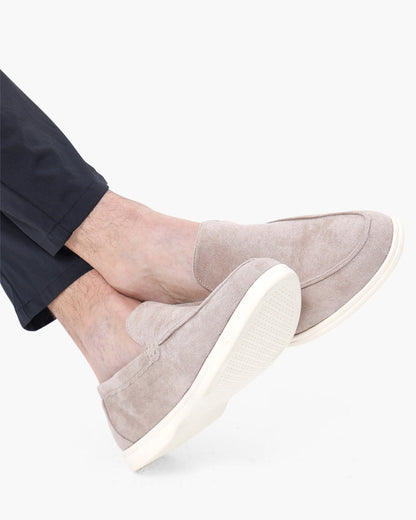 Dominic | Lässig 3-teiliges Passendes Set mit Half Zip-Pullover, Loafern & Runde Sonnenbrille