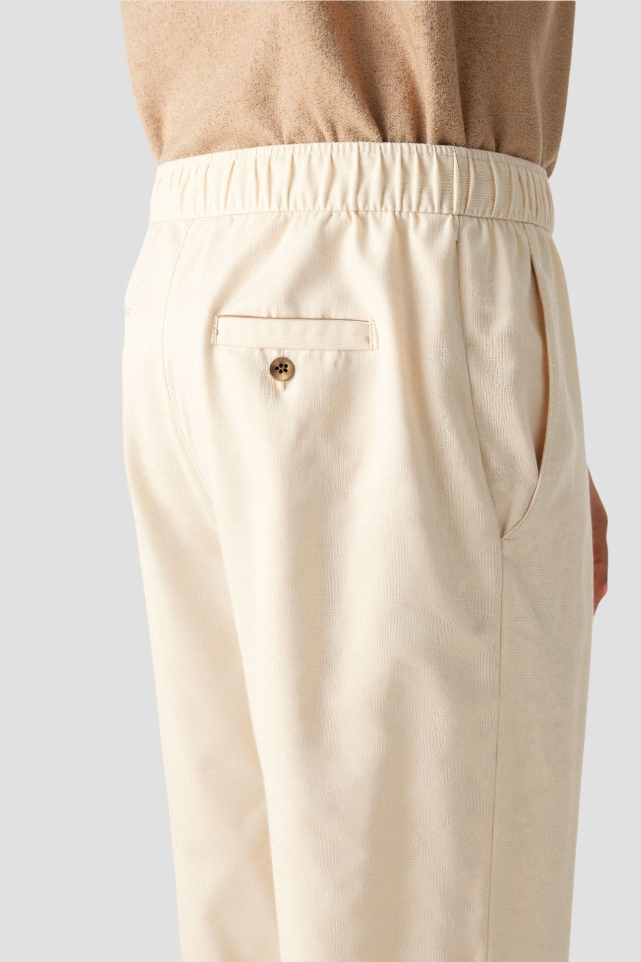 Killian | Beige Herren-Hose mit elastischem Bund und Knopfverschluss