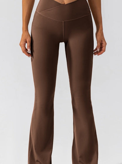 Elora | High-Waist Flare Leggings mit Crossover-Bund