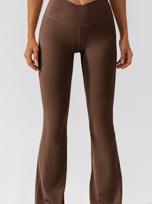 Elora | High-Waist Flare Leggings mit Crossover-Bund