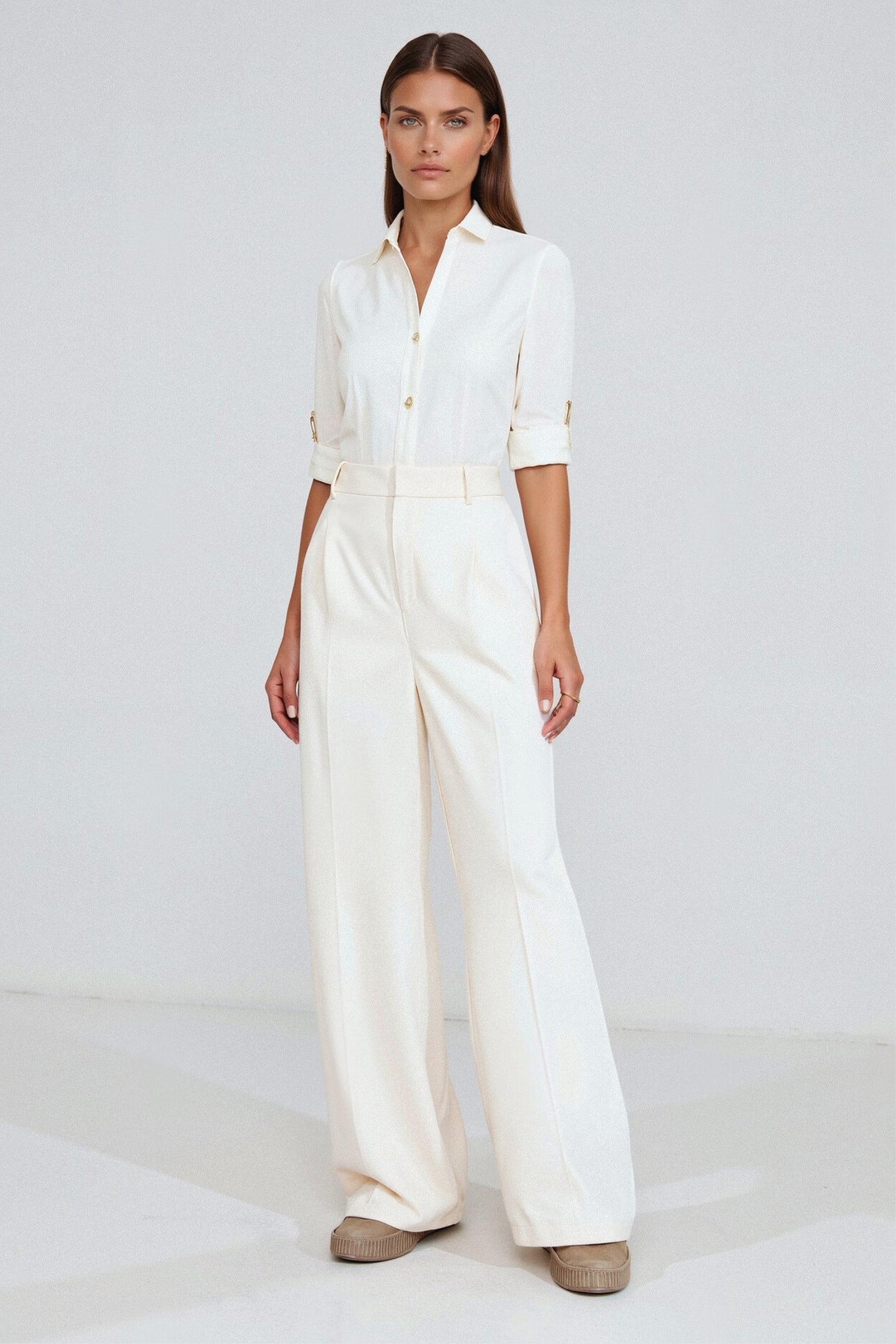 Elegante Damenhose mit weitem Schnitt und Bundfalten