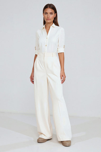 Elegante Damenhose mit weitem Schnitt und Bundfalten