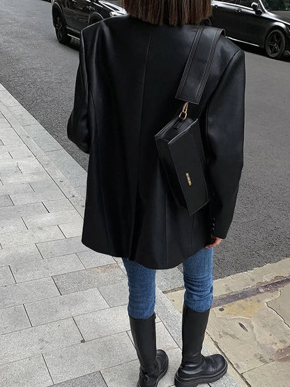 Sarah | Lederblazer mit Taschen und Detail