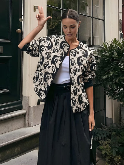 Leona | Jacke mit Animal-Print – Ein Statement für den mutigen Look