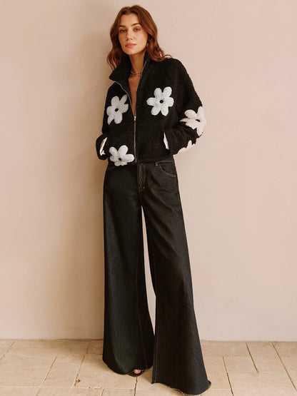 Teddyjacke mit Blumen - ideal für den Frühling 2025