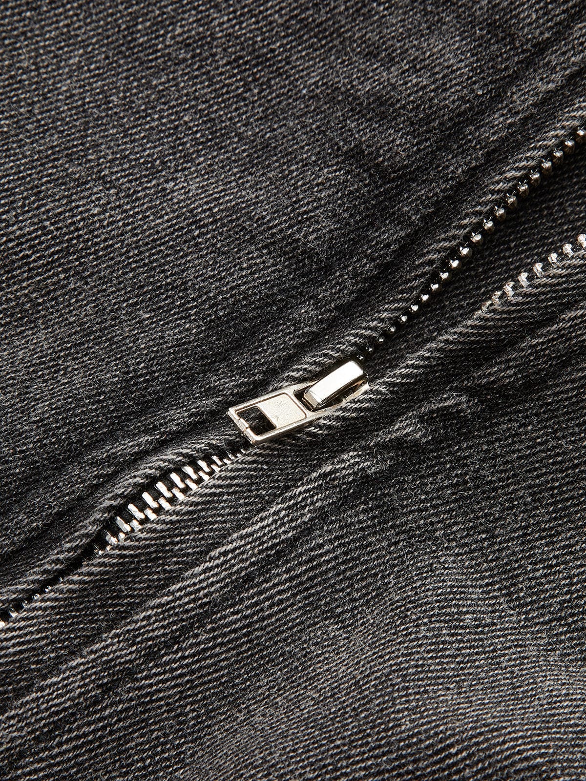 Lara | Schwarze Cropped Bikerjacke aus Denim – Für den ultimativen Rock-Chic-Look