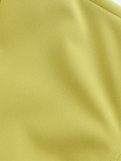 Irina | Gekürzter V Ausschnitt-Blazer für Damen mit stilvollem schmalem Gürtel