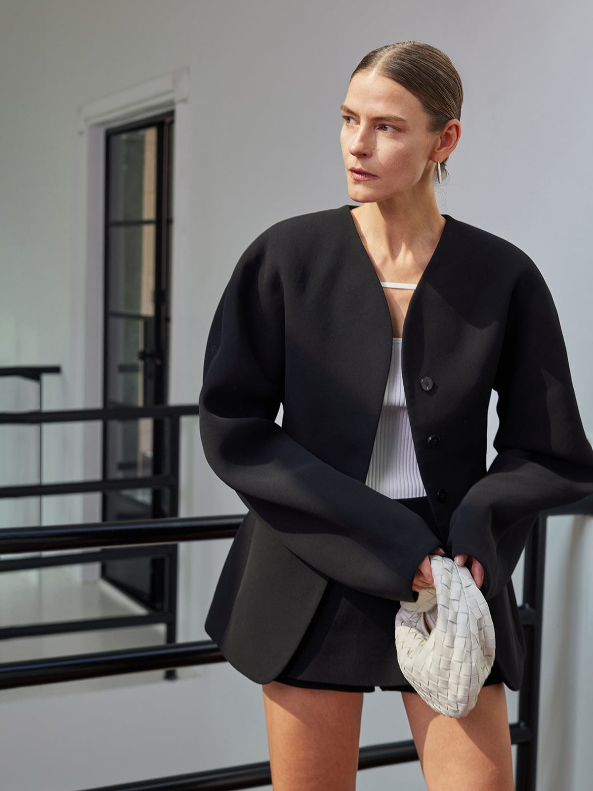 Sofie | Eleganter minimalistischer Knopfblazer