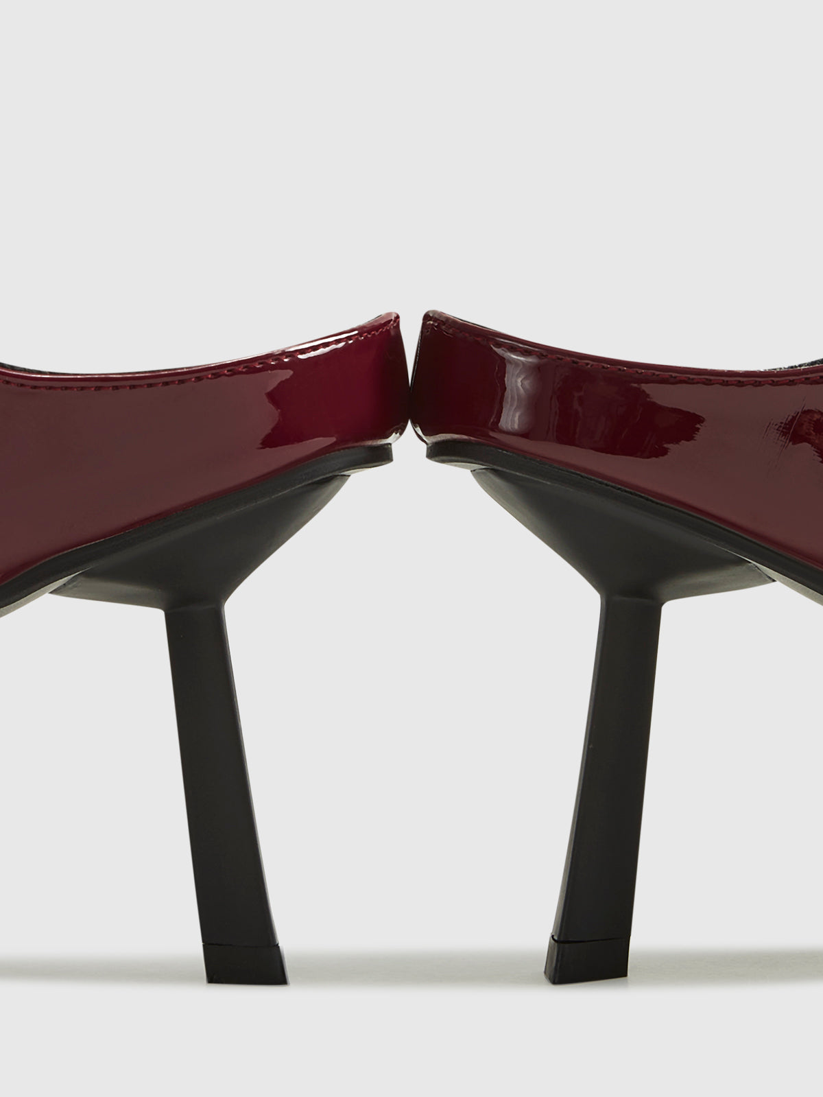 Evi | Spitz zulaufende High Absätze für jeden Anlass