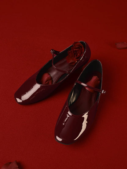 Amélie | Elegante Lackleder-Ballerinas in Bordeaux – Klassisch & Feminin