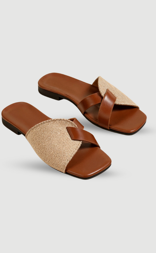 Yara | Beigefarbene Sandalen mit Lederakzenten