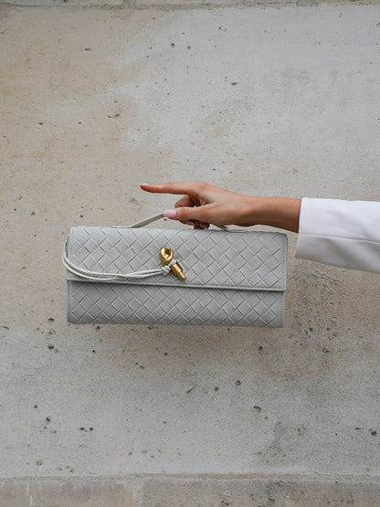 Finja | Geflochtene Clutch aus Kunstleder