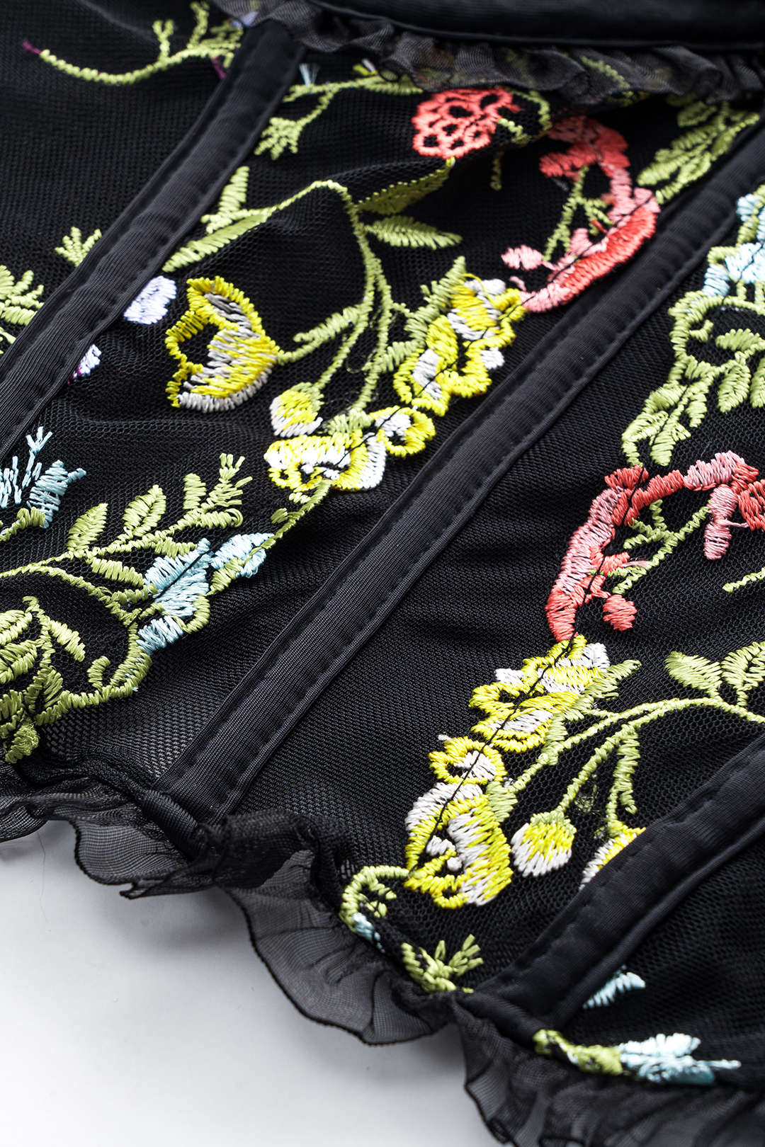 Amy | Korsett-Top mit floraler Stickerei & Mesh