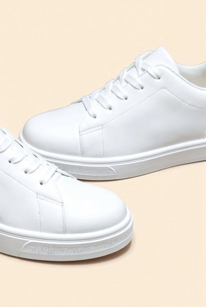Minimalistische weiße Sneaker – Perfekt für jeden Anlass