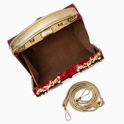 Luxus-Acryl Clutch in Himmelblau mit barockem Golddekor – Vintage-inspirierte Abendtasche