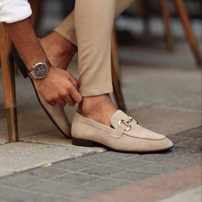 Elegante Business-Loafer mit goldener Schnalle – Klassischer Komfort für stilvolle Anlässe
