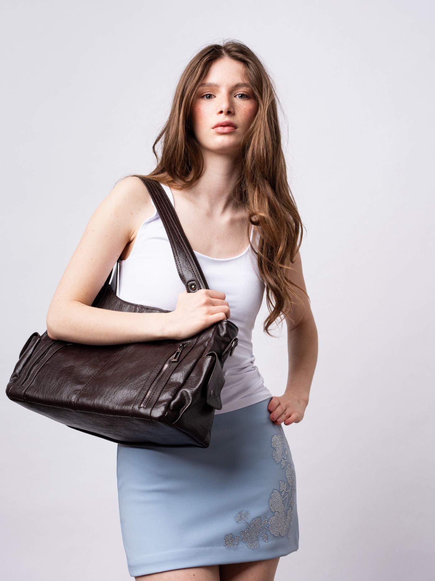 City-Handtasche mit Crossbody-Option und praktischen Fächern
