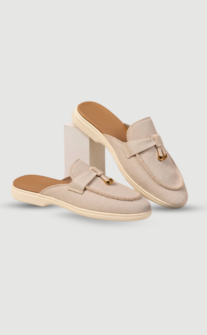 Elegante Beige Loafers mit Goldenen Akzenten – Stilvoll und Komfortabel