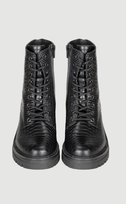 Essie | Stylische Stiefel