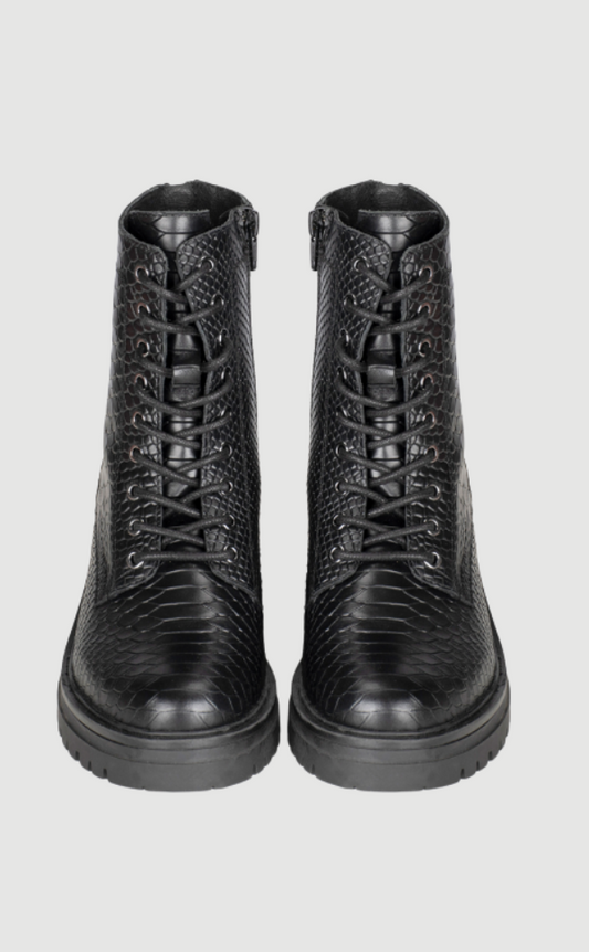 Essie | Stylische Stiefel