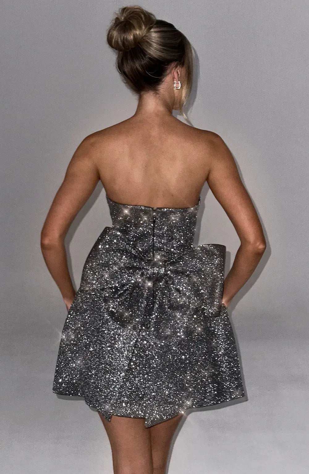 Emma | Glitzerndes Minikleid – Strahlende Eleganz für Unvergessliche Nächte