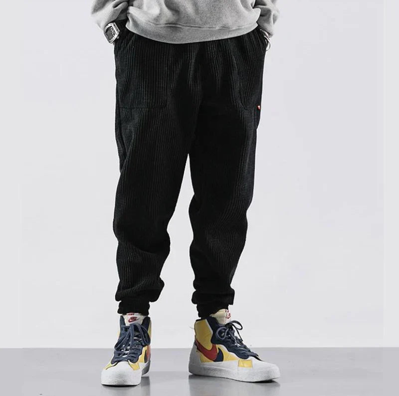 Carl | Bequeme Jogginghose aus Cord