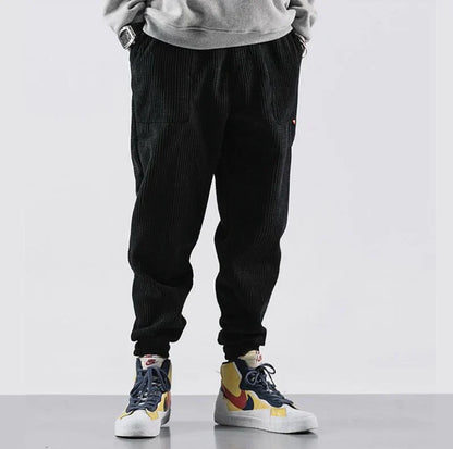 Carl | Bequeme Jogginghose aus Cord