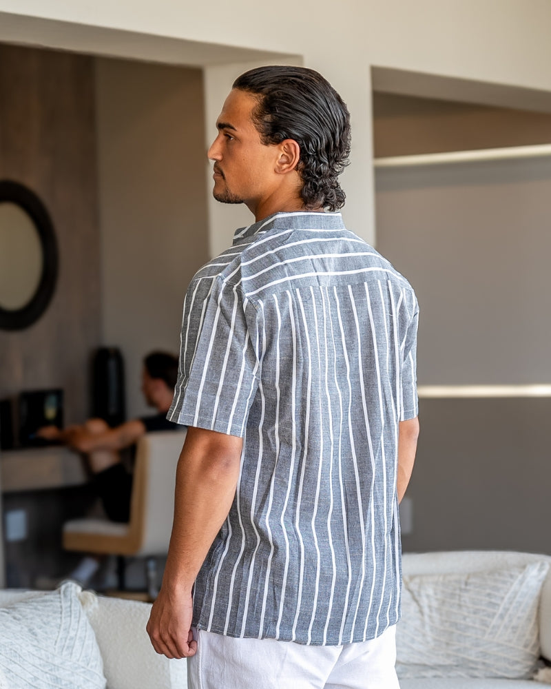 Charles | Gestreiftes Herren-Sommer Leinenhemd mit Stehkragen