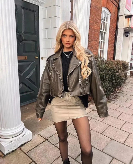 Jenne | Übergroße Cropped Bikerjacke aus Kunstleder mit Gürtel