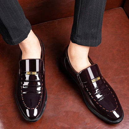 Elegante Lackslipper für formelle Anlässe und Business-Outfits